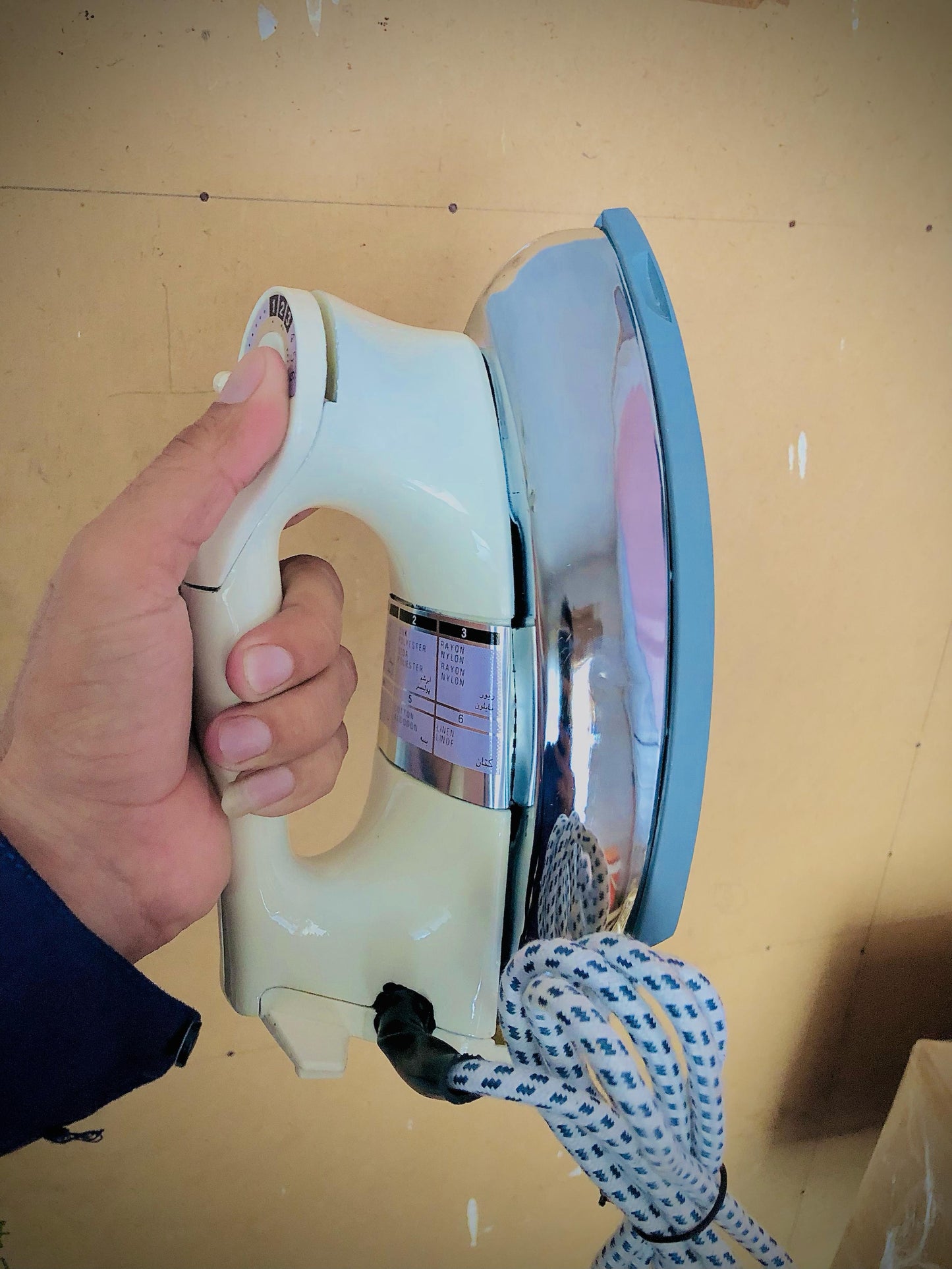 Lot of Imported German Dry Irons – Powerful 1000W