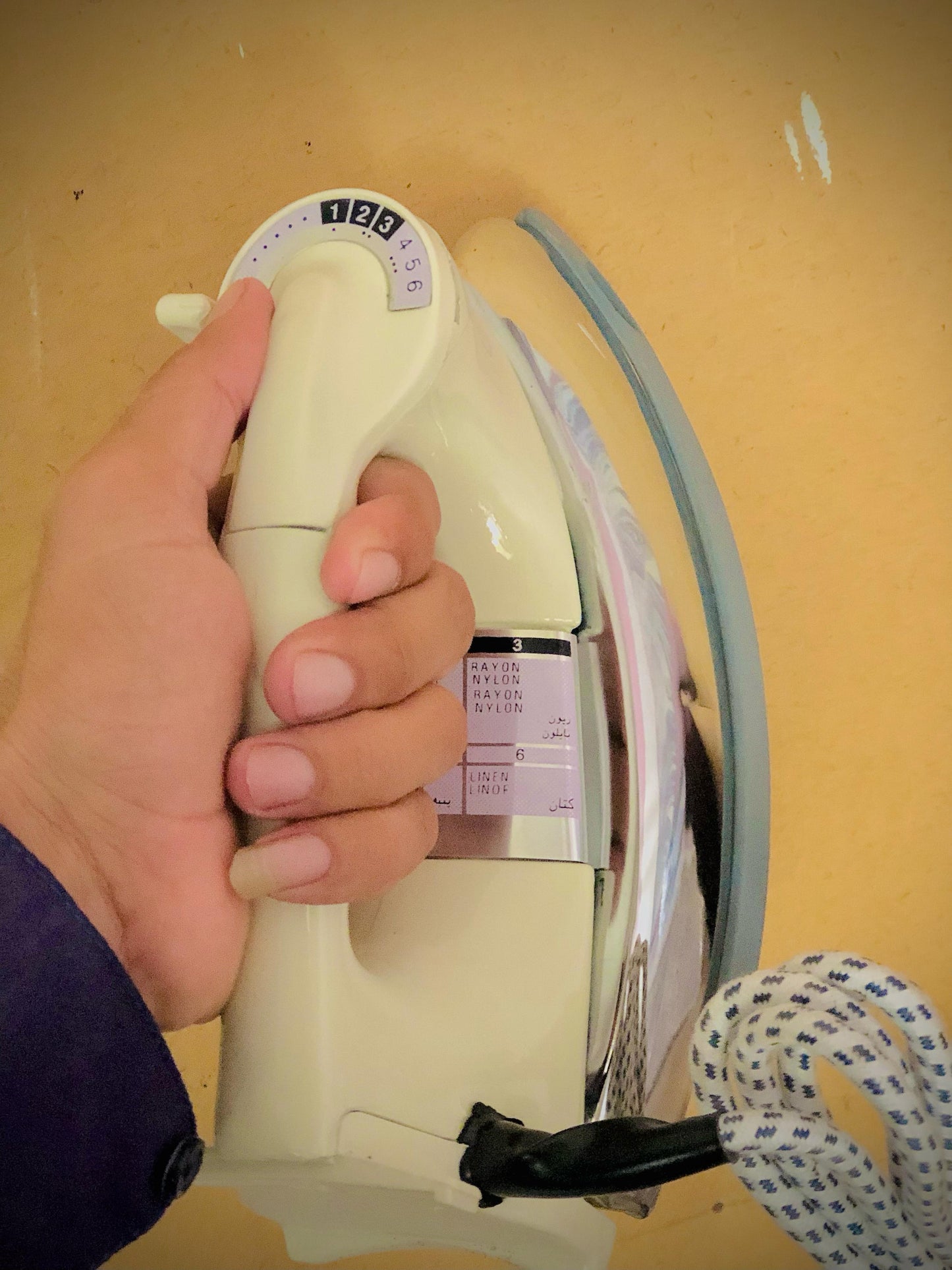 Lot of Imported German Dry Irons – Powerful 1000W